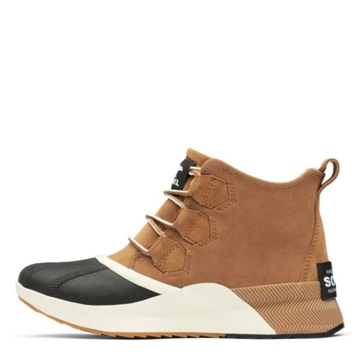 Sorel Women's Out N About III Classic Boot In Taffy/Black - Image 3